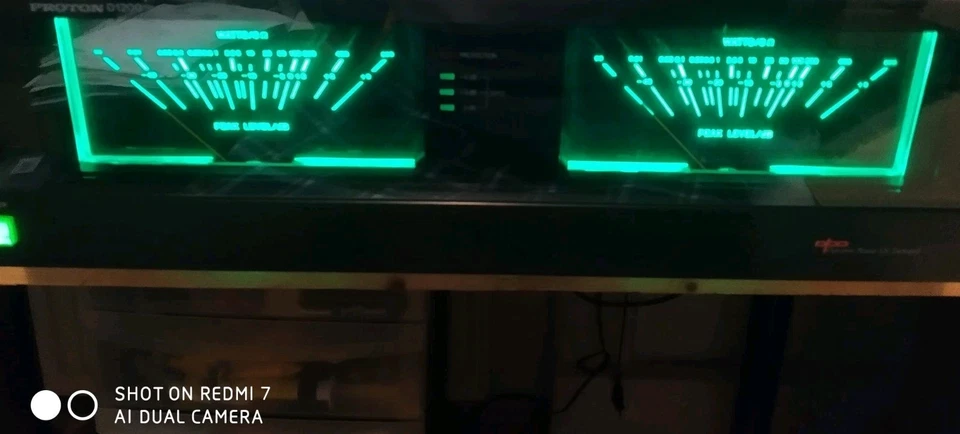 Proton D 1200 Endstufe und Proton 1100 Vorverstärker Voll funktionsfähig LED VU - Bild 4 von 4