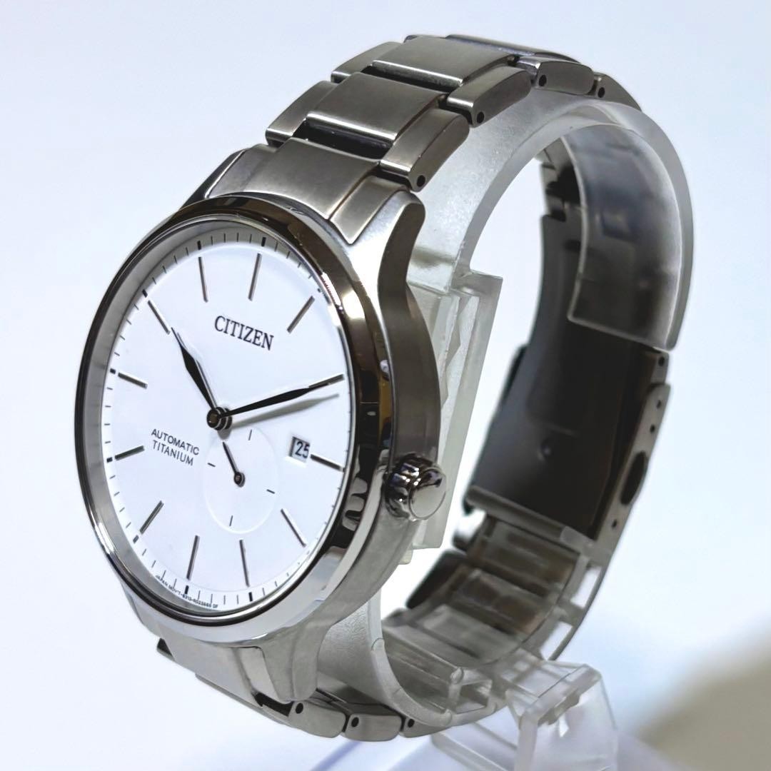 CITIZEN Automatic Titanium Date Lightweight Men's… - image 2