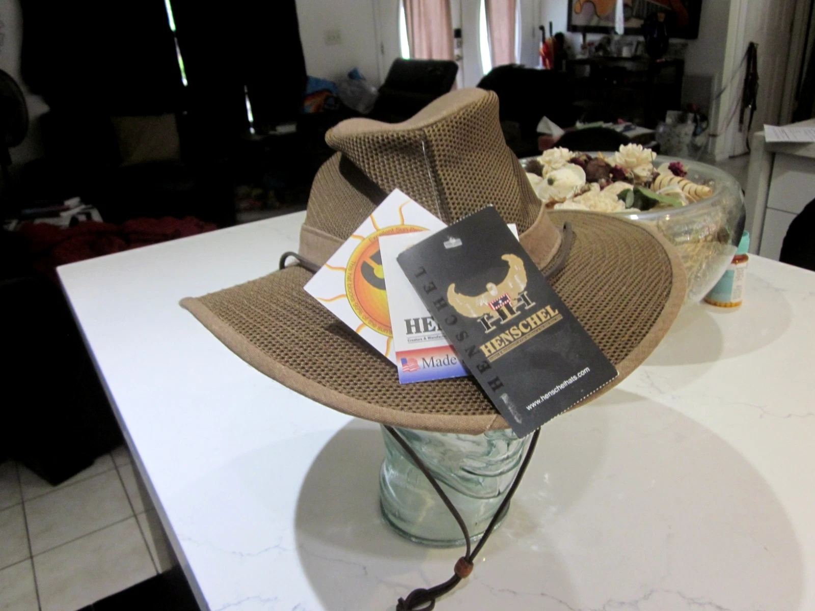 Henschel Aussie Original Breezer Mesh Sun UPF 50+ Hat w/Chin Cord - Medium - New
Opens in a new wind