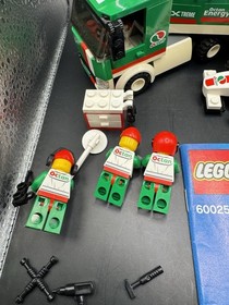 LEGO City #60025  Grand Prix Truck 99% Complete, racing, W/Manual Read Desc