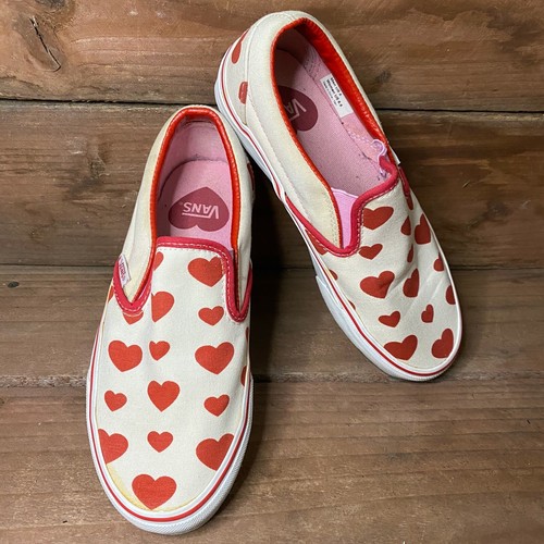 red heart vans