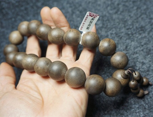 20mm Old Chinese Brunei agarwood Eighteen children bracelets/Pear wood jade box - Picture 5 of 11