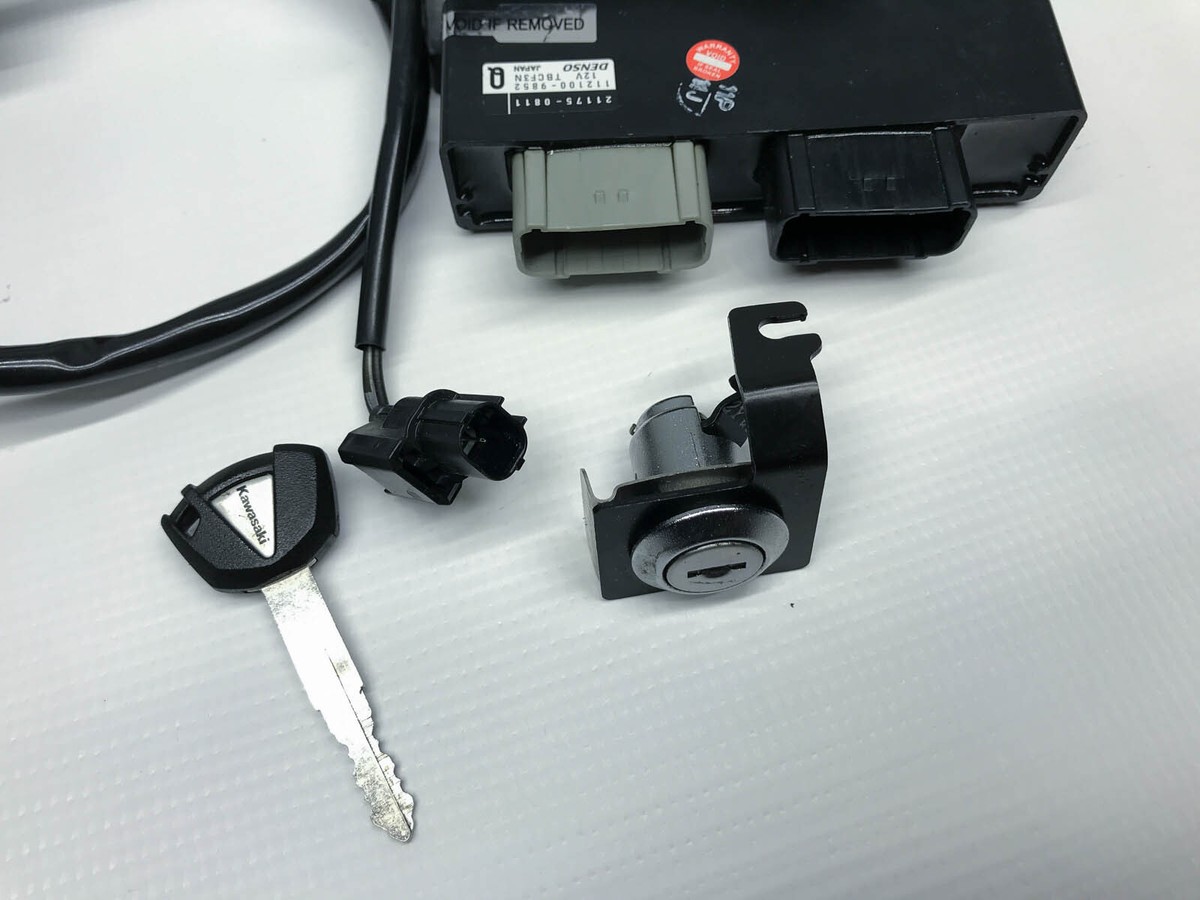 キーです♡⃛ Kawasaki Ninja ZX6R ZX-6R (1) 13' Key kit locks keys CDI ECU