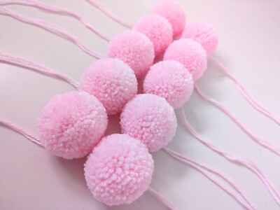 Maßanfertigung 10 x handgefertigte babyrosa 5 cm Durchmesser Acrylgarn Bommeln 