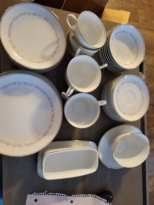 Noritake China Set Brooklane #6112 Made In Japan (39) Piece