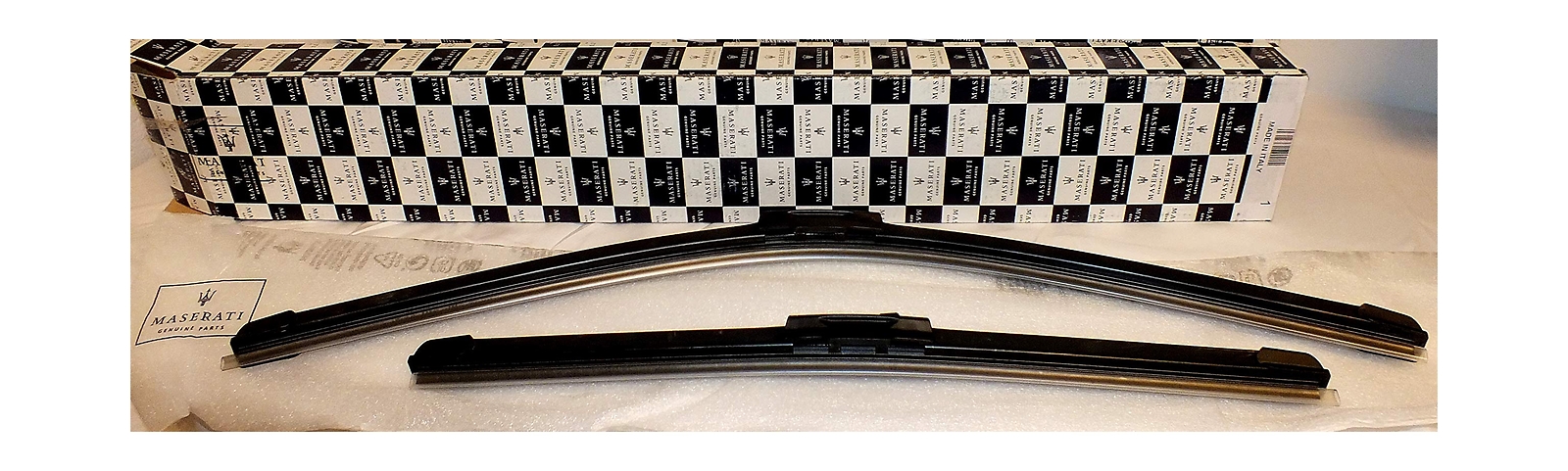 Genuine Maserati Ghibli, Quattroporte Wiper Blades Kit
