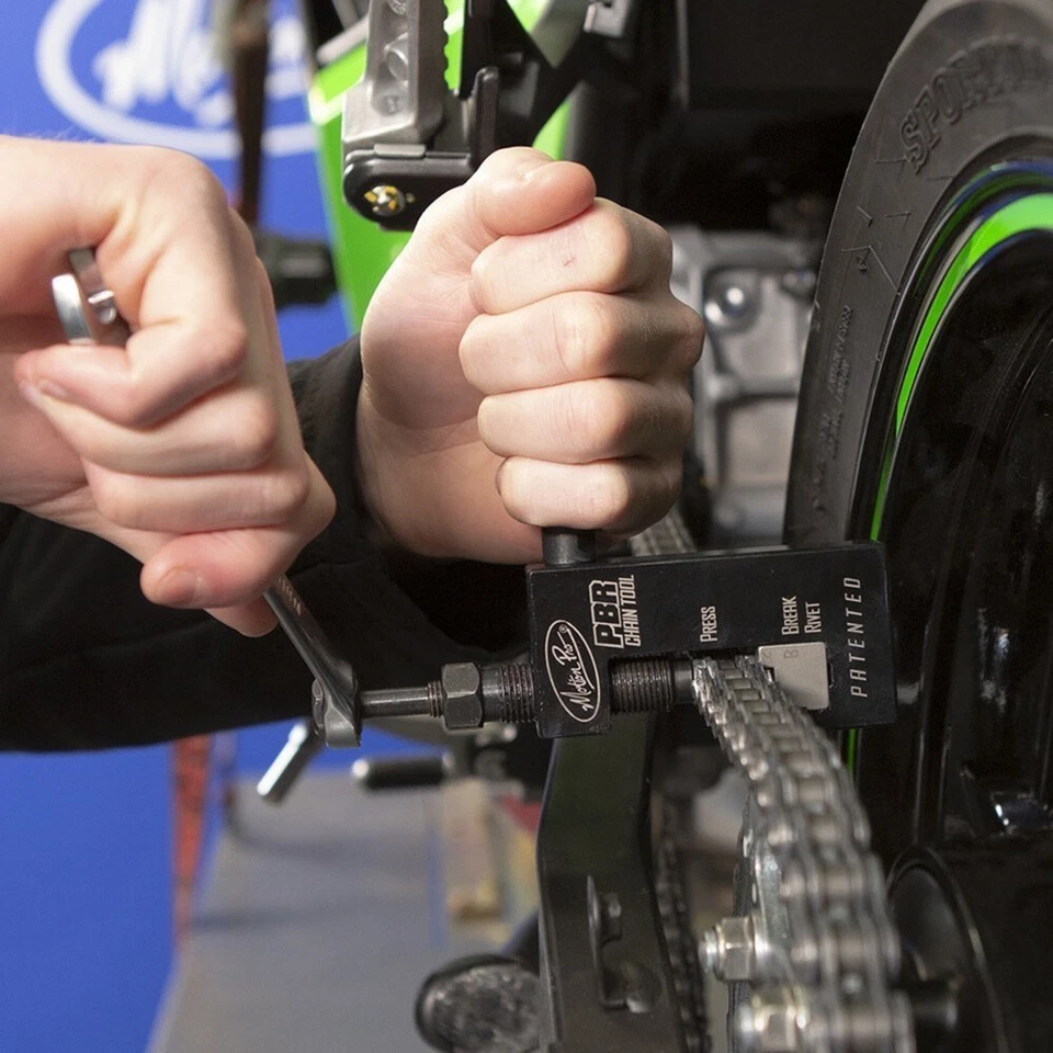 Motion Pro PBR rivetto interruttore catena 520 525 530 con un comodo strumento catena - Immagine 3 di 4