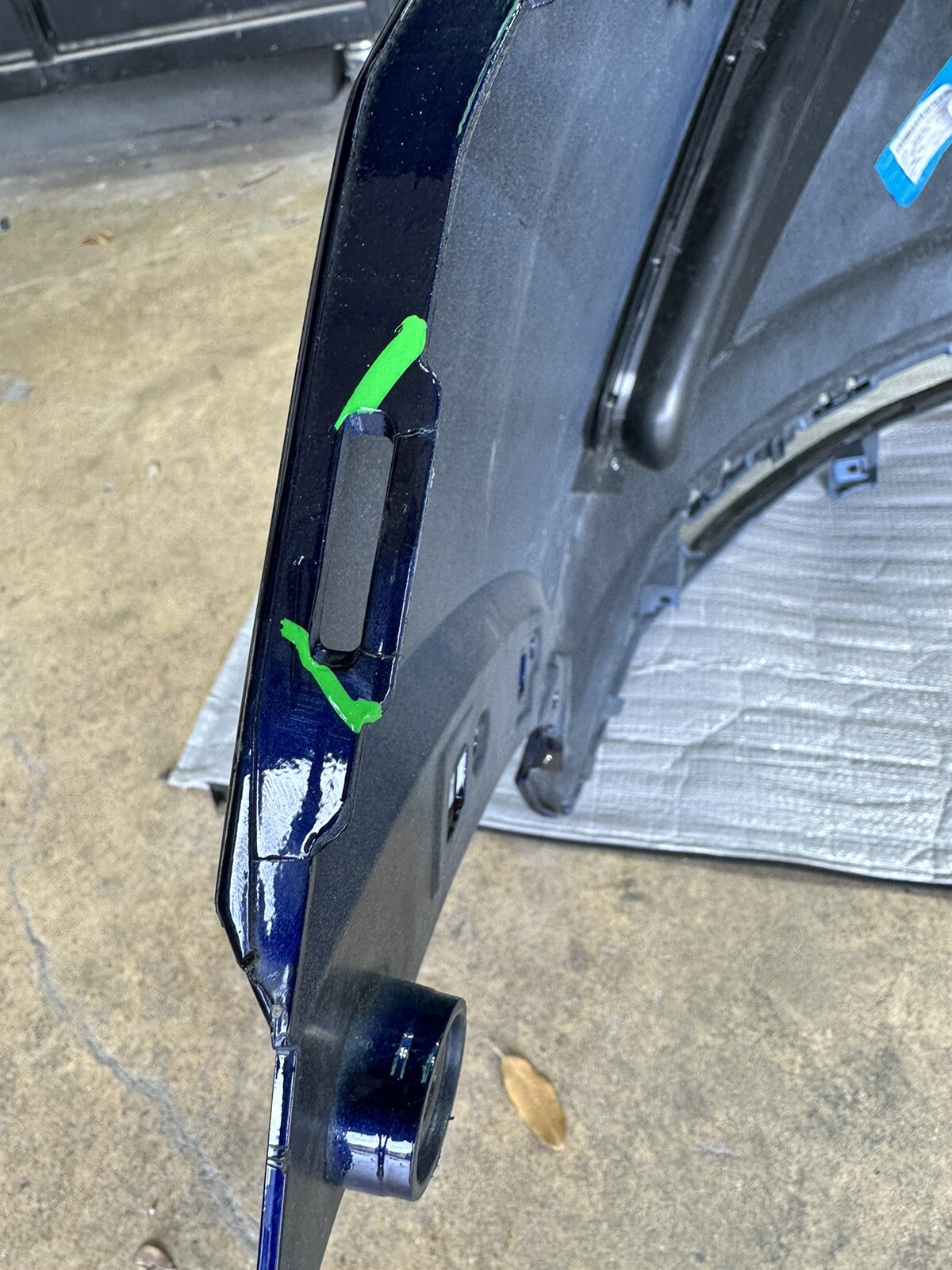 USED 2022 lamborghini urus  rear bumper R2sl2510 (NAVARRABLAU)