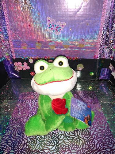 Vtg.🦄Russ / Shining Stars "Frog" Green Color Sitting '2006 9" Plush! With Tags!