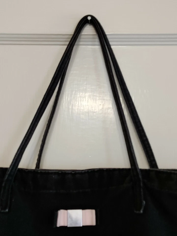 Bolso de Mano Victoria Secret Negro Viaje Noche 22 x 12 Foto 3 de 4