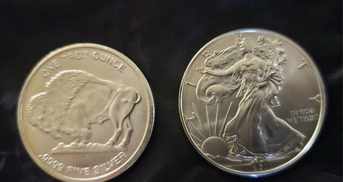 2 Silver rounds - 1 Troy Ounce Buffalo Round & 1 oz 2015 Liberty American Eagle