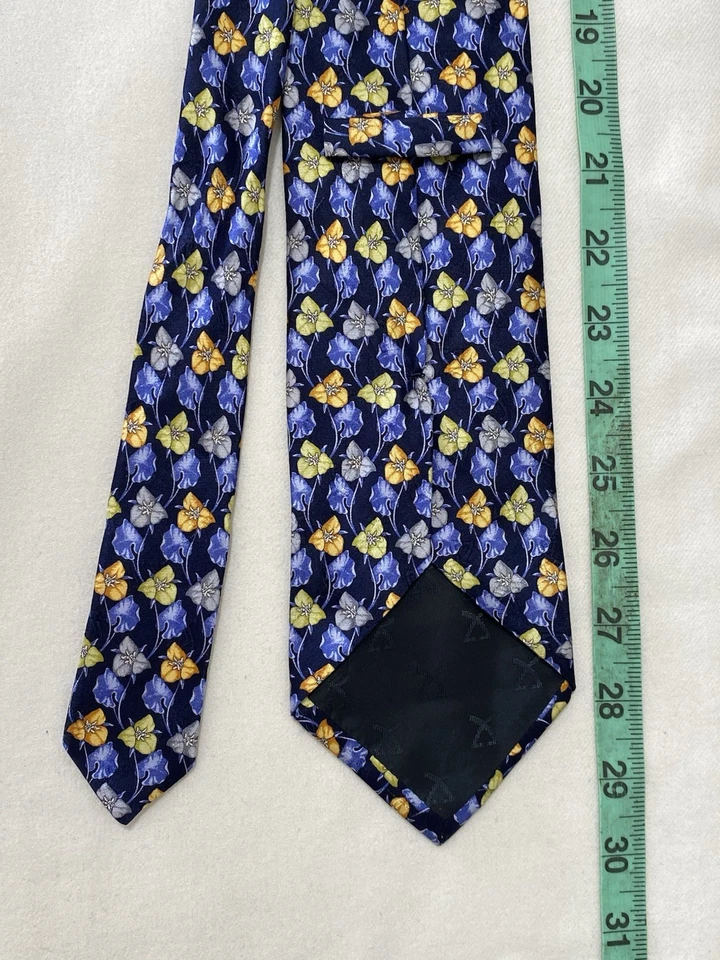 LEONARD blue Silk Men’s Tie. Leaf Pattern. Made In Italy. Ex Con - Image 3 of 3