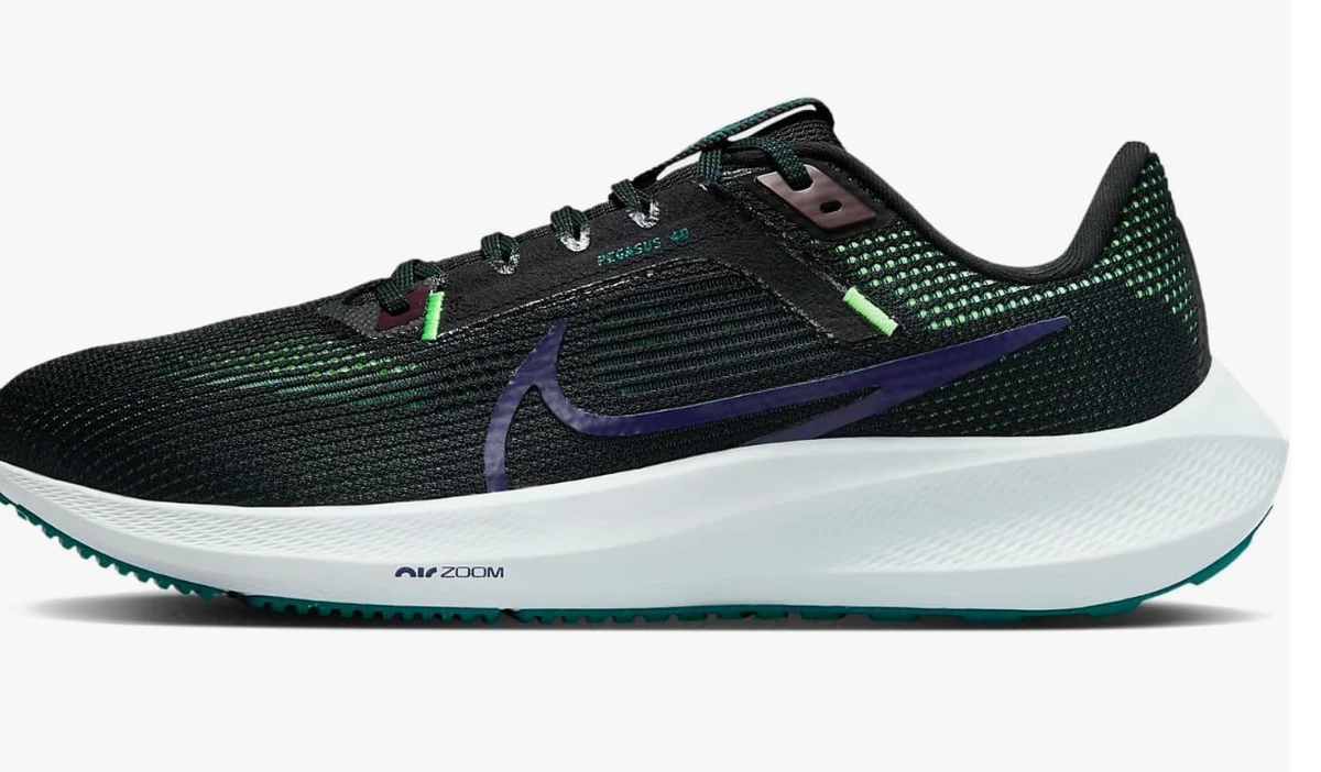 Nike Air Zoom Pegasus 40 Black Purple Ink for Sale | Authenticity