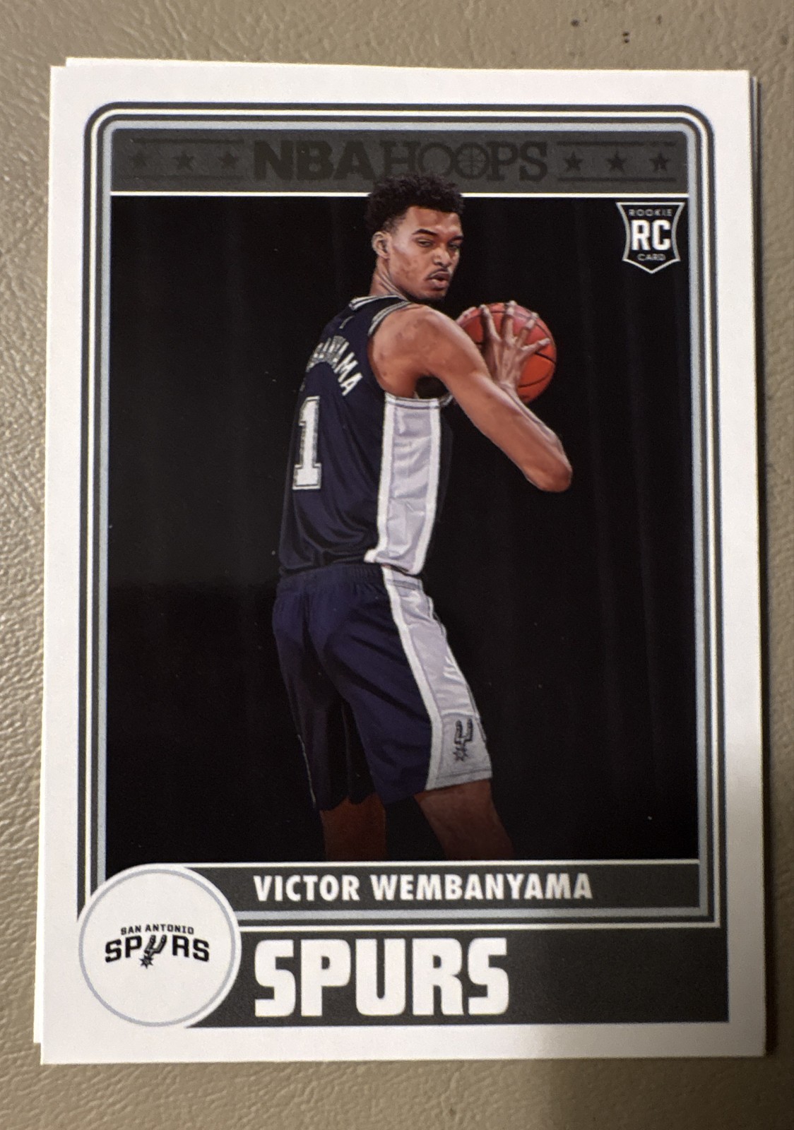 Victor Wembanyama 2023 Hoops #298 Tribute Price Guide - Sports