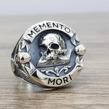 Memento Mori Skull Silver Ring