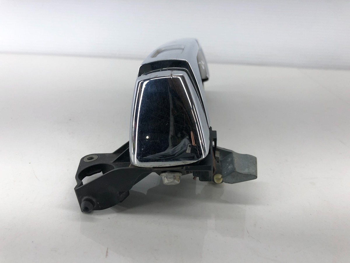 06-10 HUMMER H3 FRONT LEFT DRIVER SIDE DOOR OUTSIDE HANDLE CHROME  