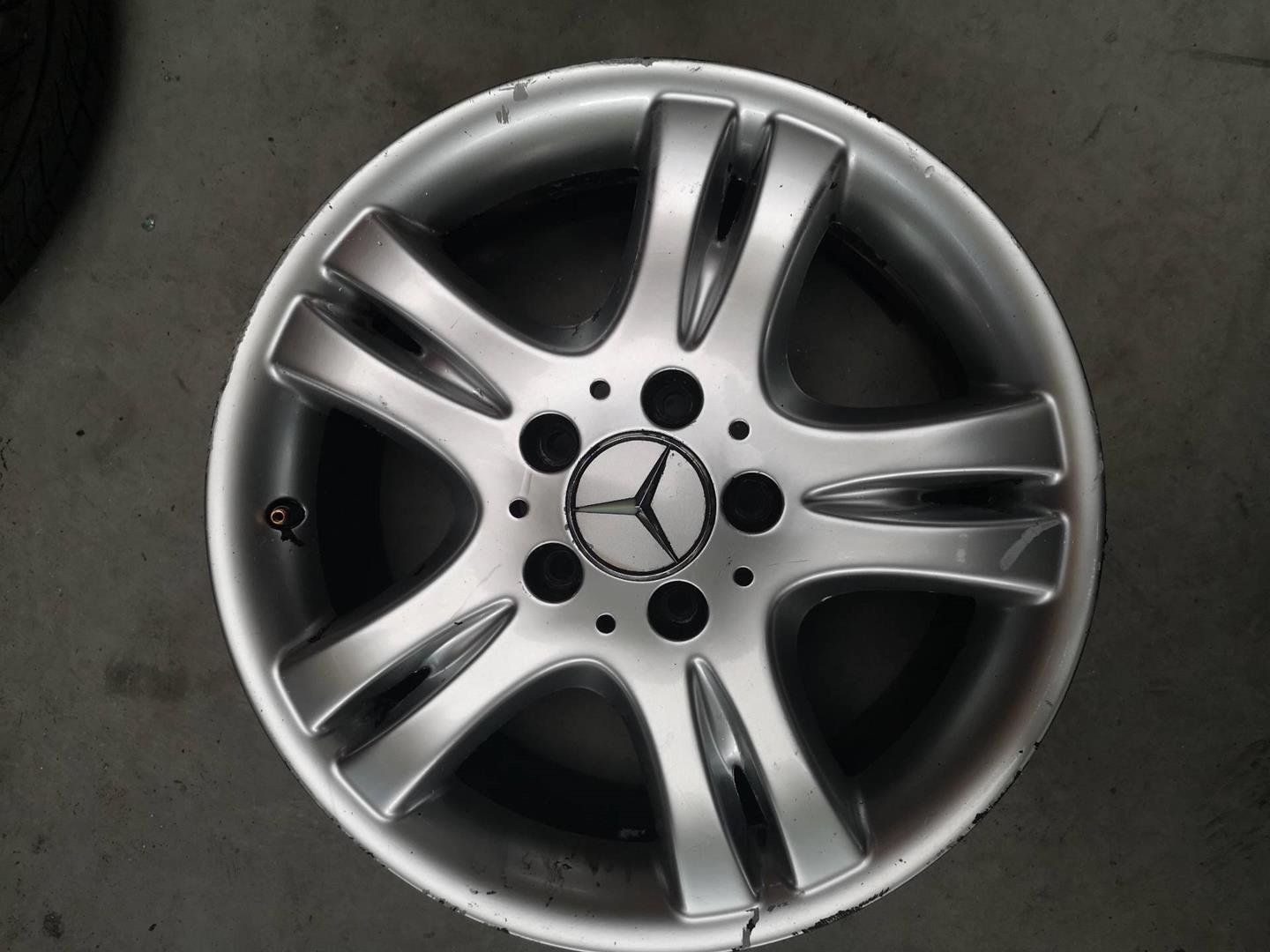 MERCEDES C-klasse Felgen Alufelgen Sargas Satz 16 