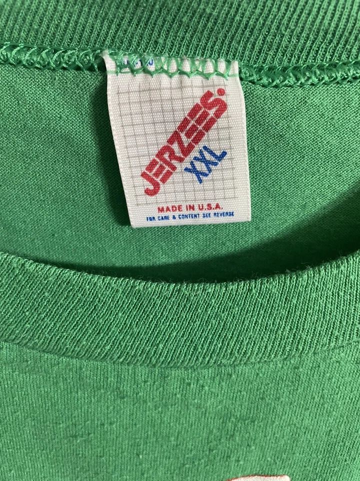 Vintage Burger King Christmas Seasons Greetings Single Stitch Tshirt XXL - Image 3 of 4