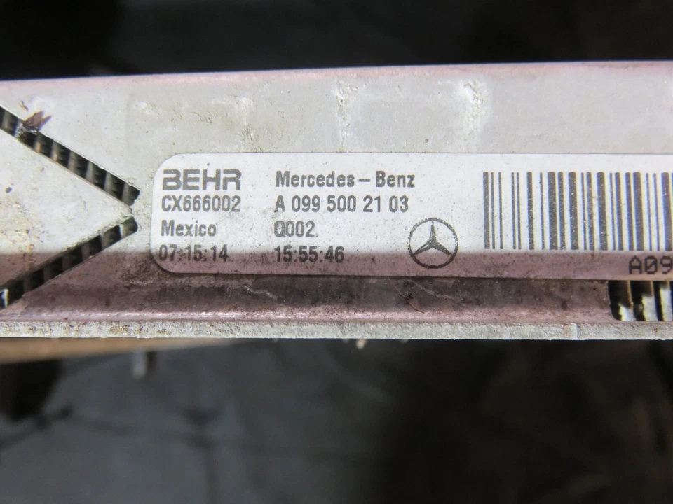 Mercedes Benz C300 Engine Cooling Radiator 17 20 A0995002103 W205 M274 52K Foto 3 de 4