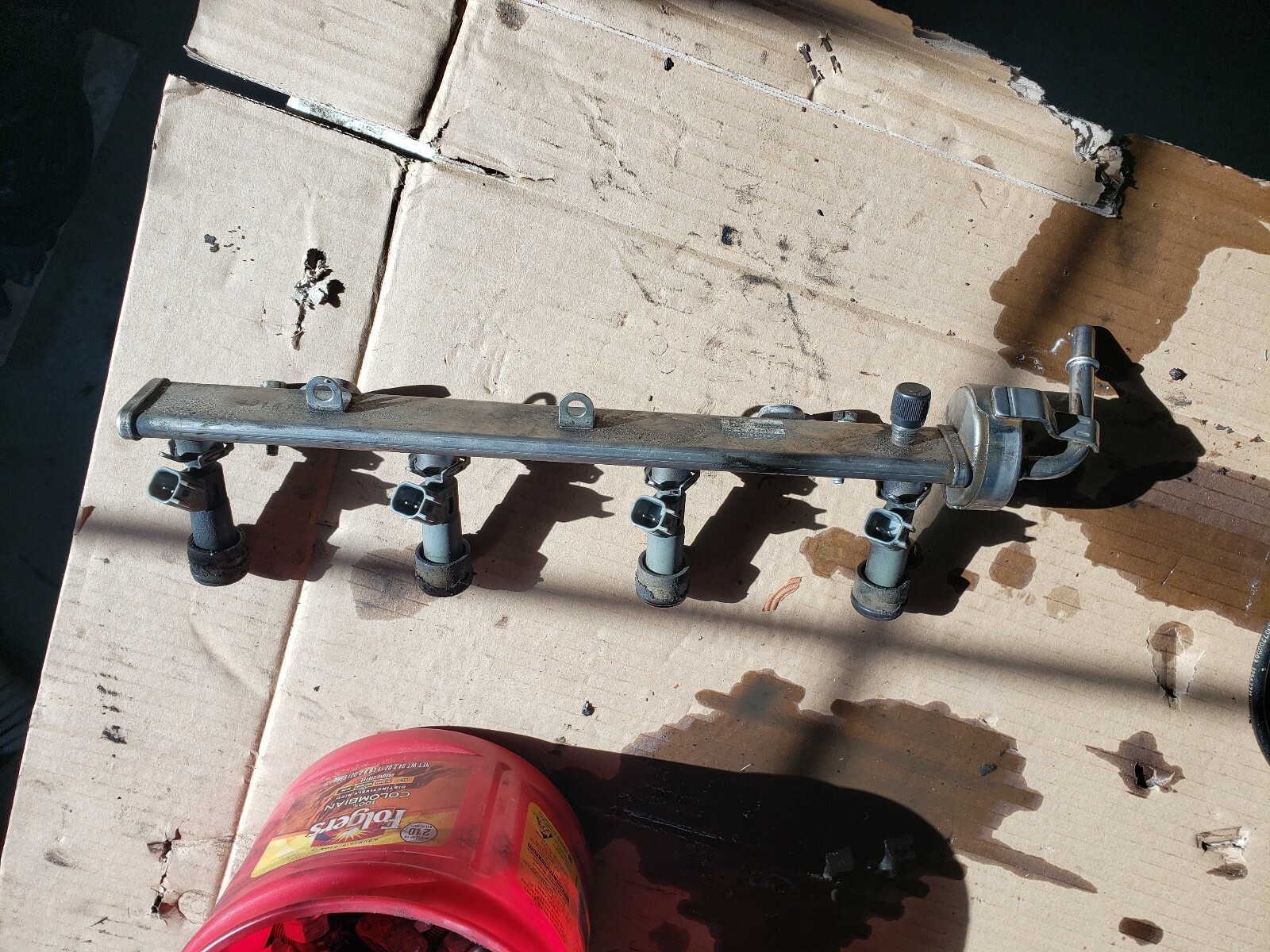 2.4l ecotec engine Fuel Rail And Injectors eBay