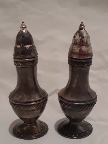 Poole Silver Co. 547 Silver Plate Salt and Pepper Shakers Kitchenware - Picture 3 of 6