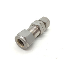 Swagelok SS-810-61 Bulkhead Union