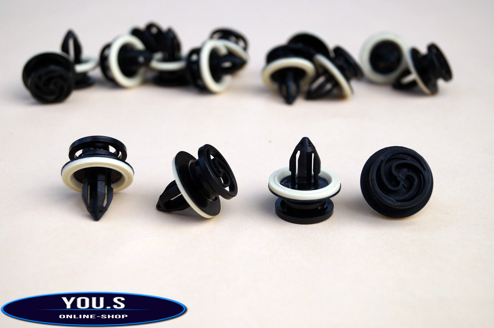 10 X Door Panel Mounting Clip Holder for VW Audi Seat Skoda 8E0868243