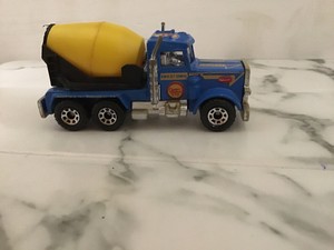 matchbox 1981 peterbilt cement mixer