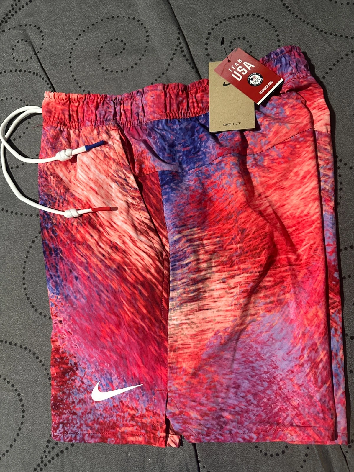 NIKE USA TEAM UNLINED DRI FIT #645 MULTICOLOR SHORTS SIZE S MEN NWT $70.00