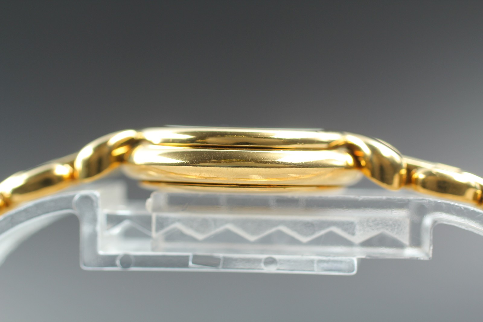 [Near MINT] Vintage FENDI 700L 25mm Gold Dial Quartz Women's watch From JAPAN thumbnail 6