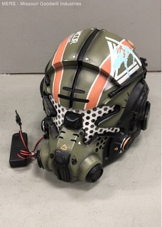 Titanfall 2 Jack Cooper Pilot Helmet 1:1 Replica Vanguard Edition LED Light Up