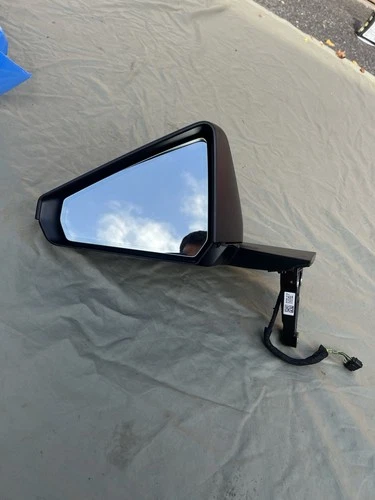 Tesla Cybertruck Left Side Exterior Door Mirror Glass – OEM (2037460-00-B)