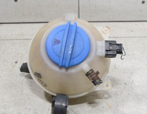VW Fox 5Z Bj 2005 1,2 40KW 54PS Ausgleichsbehälter Kühlwasser #126965-H013