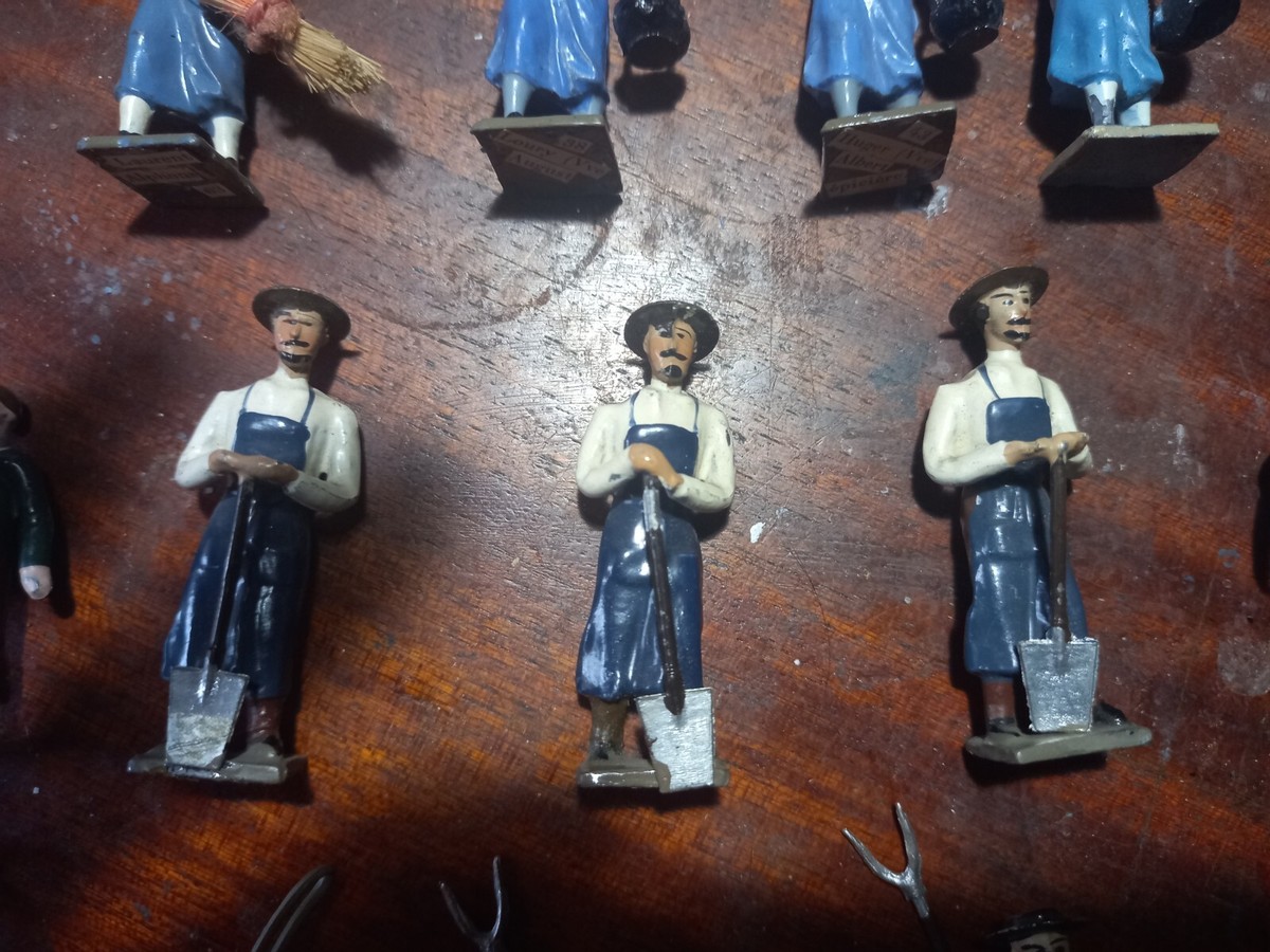 CBG MIGNOT PLOMB Lot 10 Soldats chameau méhariste touareg bédouin EUR 70,00 - FR