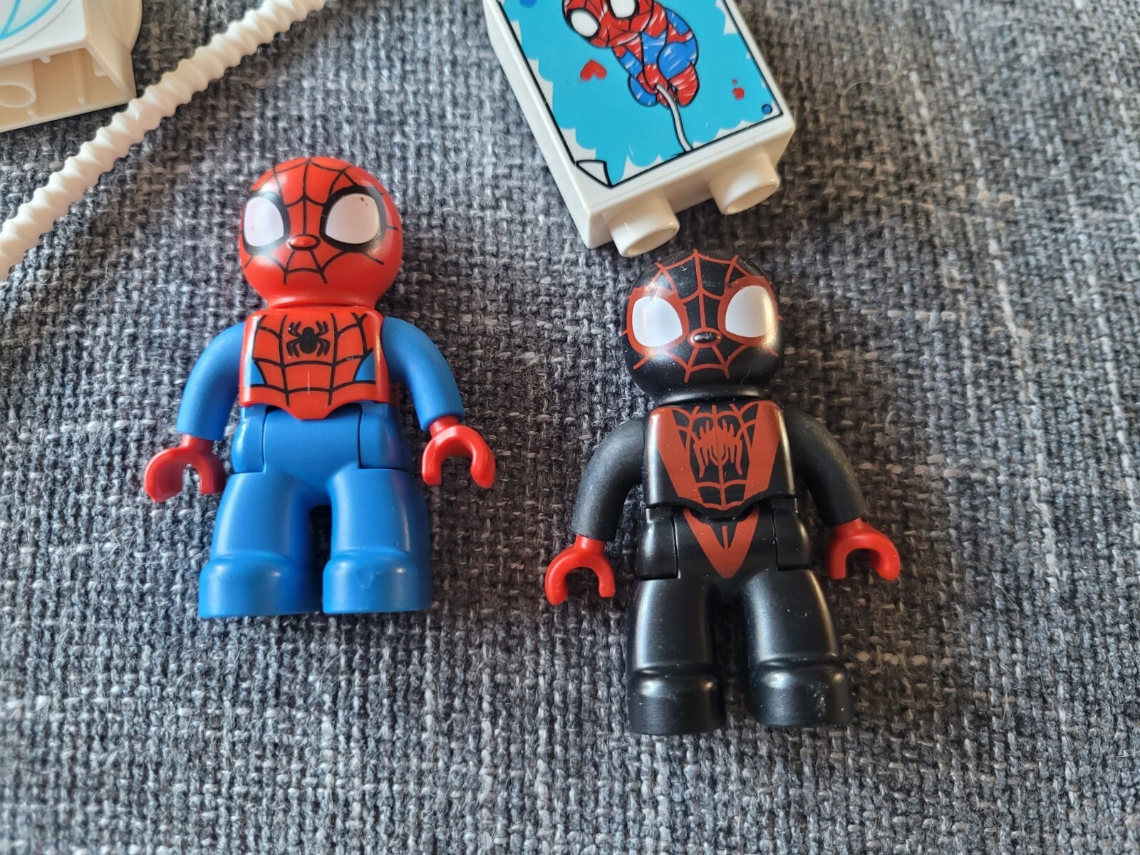 Lego Duplo Spider-Man con personaggi e tubi foto 2