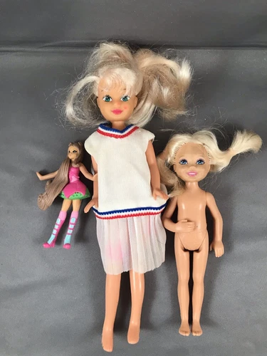 Lot Of 3 Vintage Doll's Kid Kore 1990 7.5", 2010 Mattel Barbie Sister Chelsea...