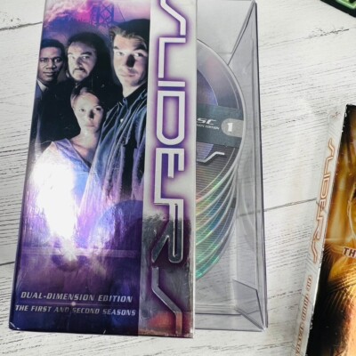 その他 Sliders: First &amp; Second Seasons - Dual-Dimension [DVD] Amazon.com: Sliders - The First and Second Seasons by