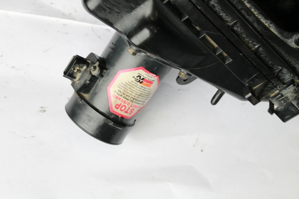 Infiniti G35 2006 cupé filtro de aire montaje de caja filtro Maf K&N M2983 Foto 3 de 4