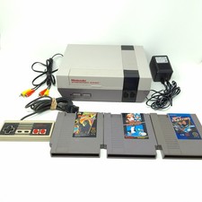 Original Nintendo NES-001 Console Bundle OEM Controller Cords 3 Games - Tested