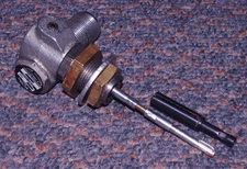 Detroit Diesel Tachometer Tach Drive for Glendinning Engine Synchronizer Adapter