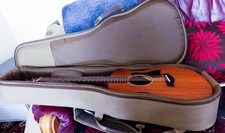 Taylor GS Mini Acoustic Guitar Mahogany with Padded Gig Bag