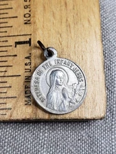 Vintage Pendant St Therese Of Lisieux Religious Christian Gift B96