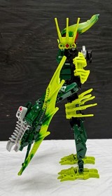 Lot of 2 LEGO Bionicle Glatorian sets Vorox 8983 & Gresh 8980 with instructions