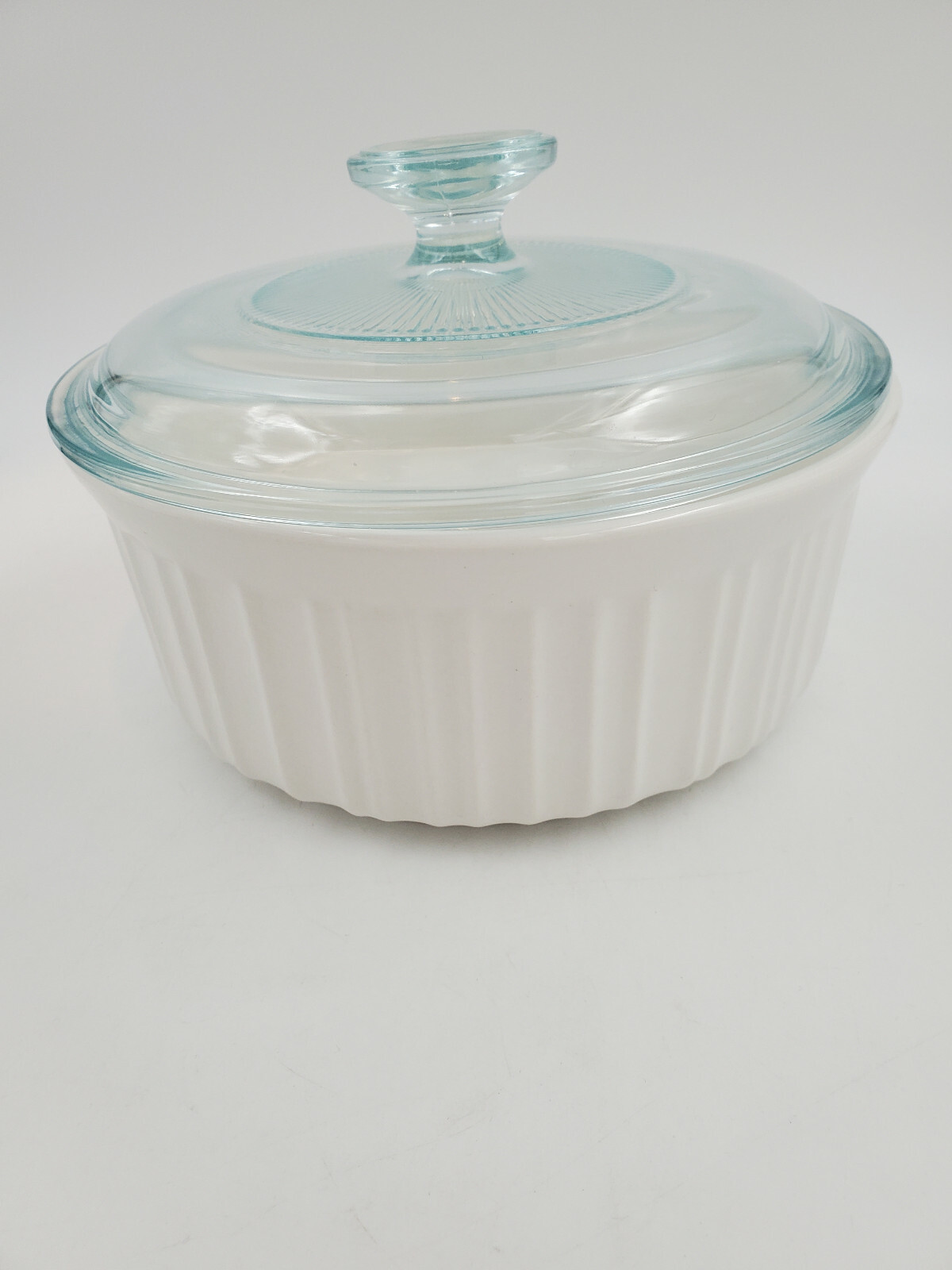 Corning Ware Rd Stoneware Casserole French White Liter F-5-B W
