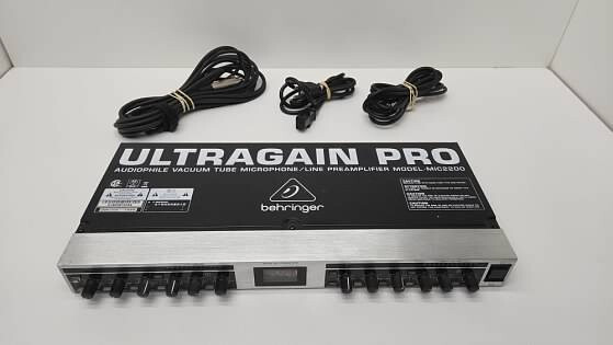 Behringer Pro MIC2200 Vacuum Tube Microphone Preamplifier | No Mounting Hardware
