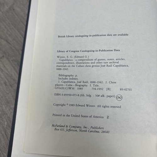 Capablanca: A Compendium of Games Edward Winter MacFarlane 1989 - Picture 3 of 3