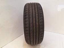 205/45R17 88W YOKOHAMA BLU EARTH-GT AE51 DOT FD4LYYY 6.97MM of Tread Part Worn T