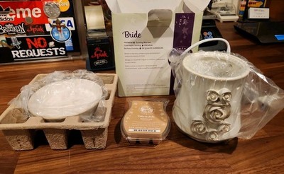 BRAND NEW Scentsy BRIDE Warmer Retired Warmer w/ Original Retail Box 