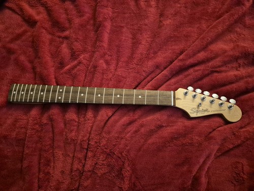 Squier By Fender Strat Stratocaster Electric Guitar Neck 21 Frets Loaded Tuners - Picture 2 of 14