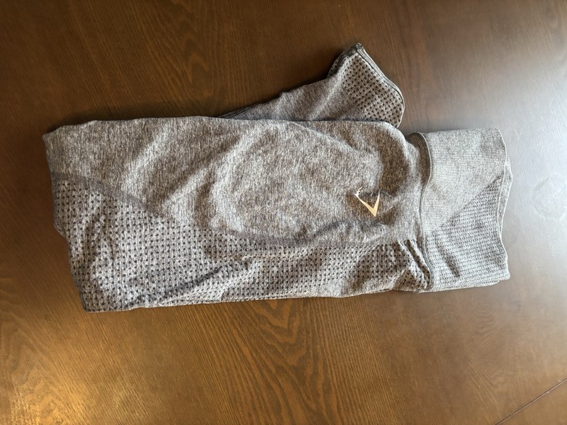Gymshark Women’s Leggings Size Medium